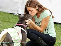 Celebrities Kissing Their Pets!